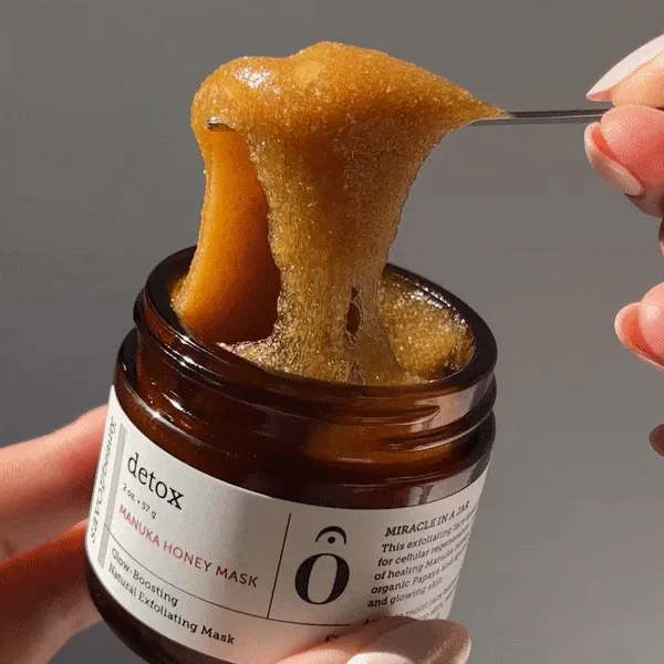 Manuka Honey Mask: Exfoliating Mask